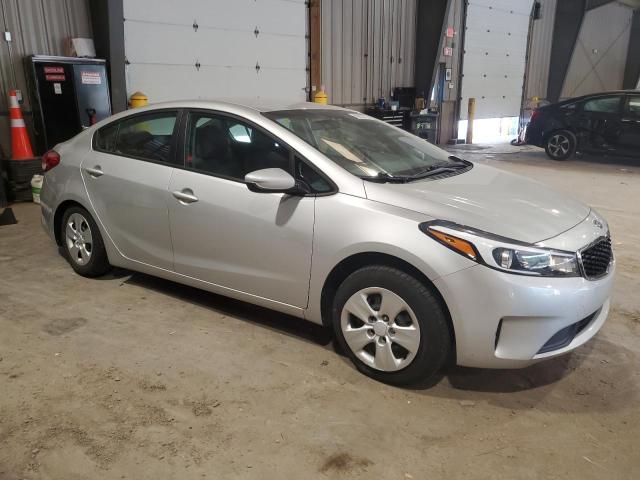 3KPFK4A70JE211862 KIA FORTE LX
