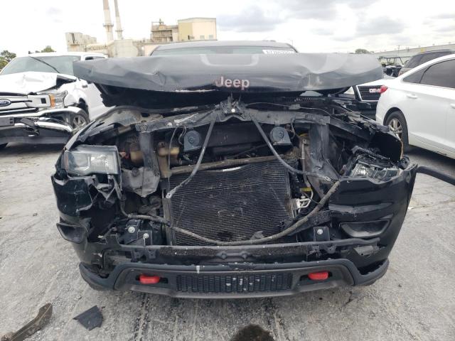 1C4RJFLGXJC273589 Jeep Grand Cherokee Trailhawk