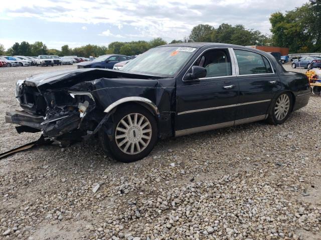 2005 Lincoln Town Car Signature