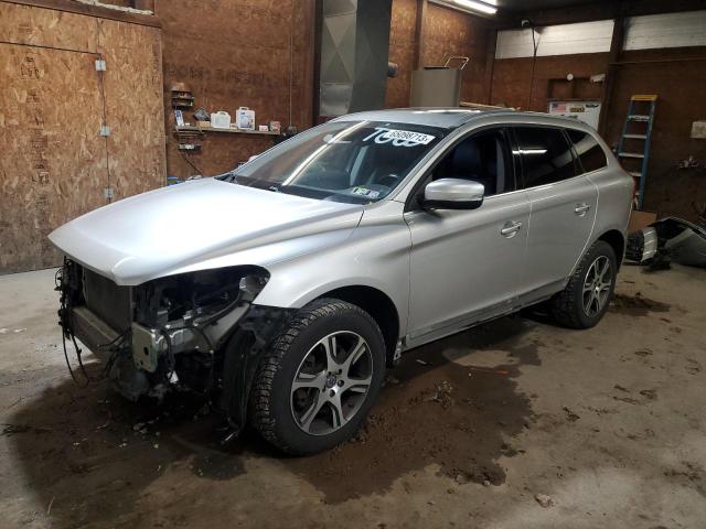 2015 Volvo XC60 T6 Platinum