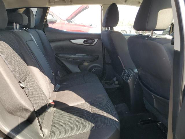 JN1BJ1CR4HW106131 Nissan Rogue Sport S