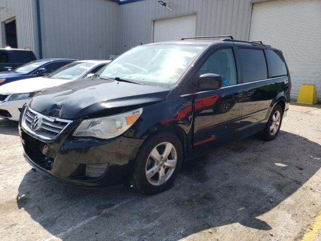 2011 Volkswagen Routan SE