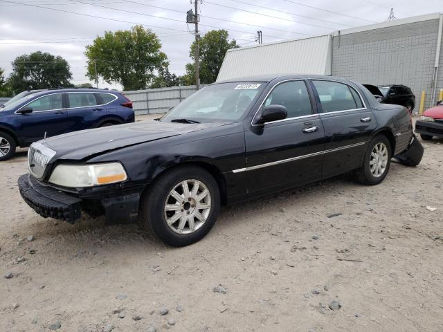 2010 Lincoln Town Car Signature Limited