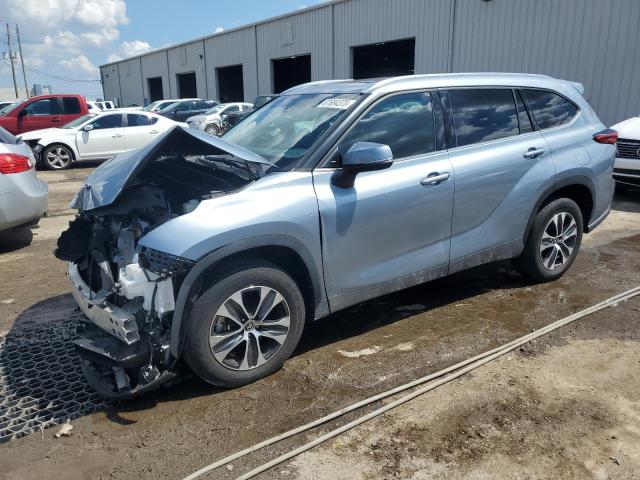 VIN 5TDGZRAH1LS020997 2020 Toyota Highlander, Xle no.1