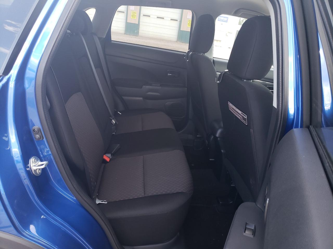 JA4AR3AUXHZ052217 2017 Mitsubishi Outlander Sport Es