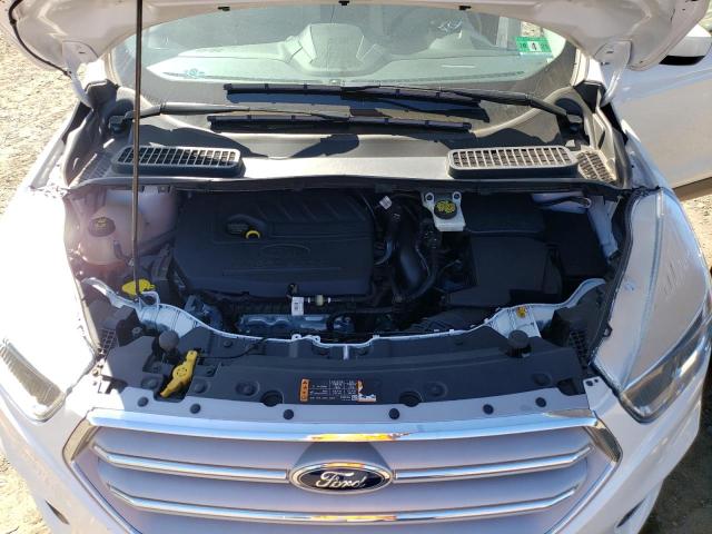 1FMCU9GD2JUB93269 Ford ESCAPE SE