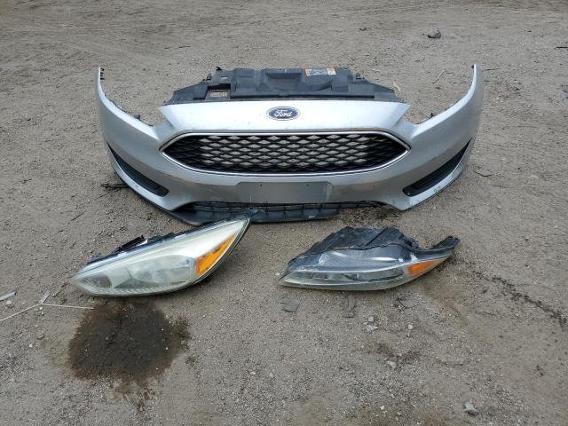 1FADP3F2XGL338057 Ford FOCUS SE