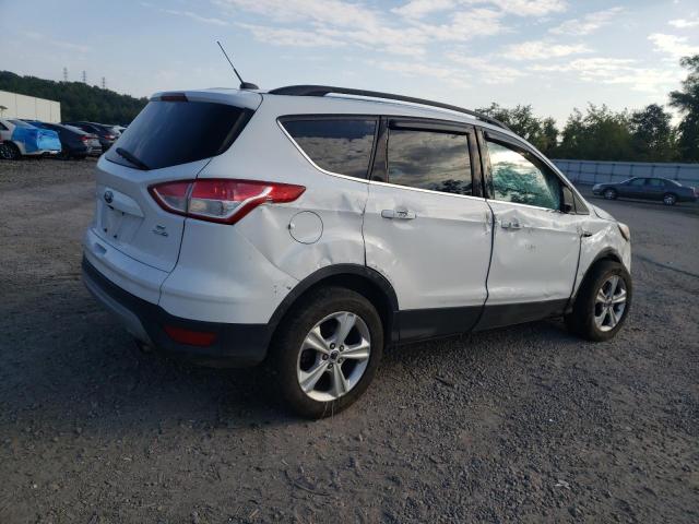 1FMCU9G98GUC83160 Ford ESCAPE SE