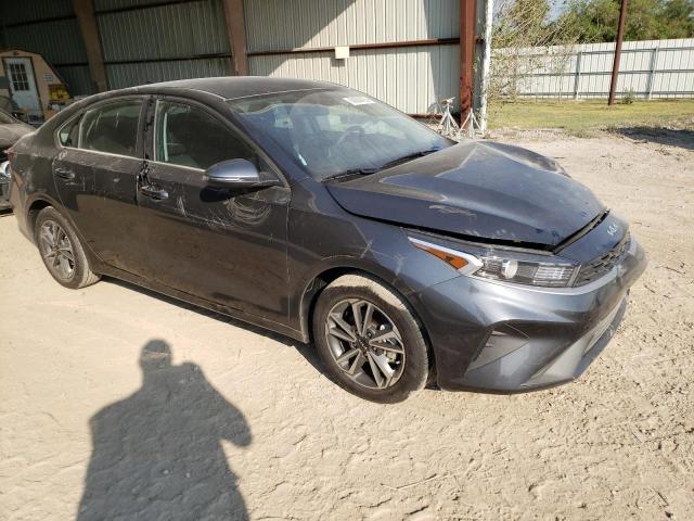 3KPF24AD7PE633044 KIA FORTE LX