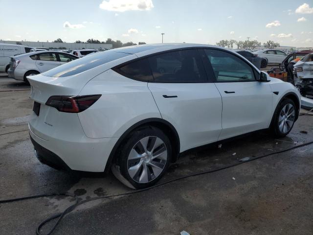 5YJYGAEE3MF131181 Tesla Model Y  3