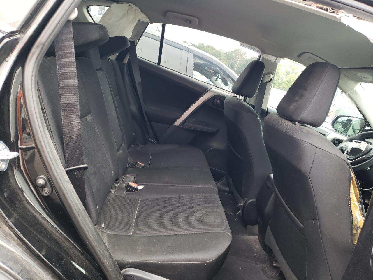 Lot #2155070904 2016 TOYOTA RAV4 LE