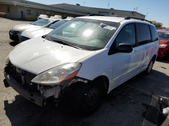 2009 Toyota Sienna CE