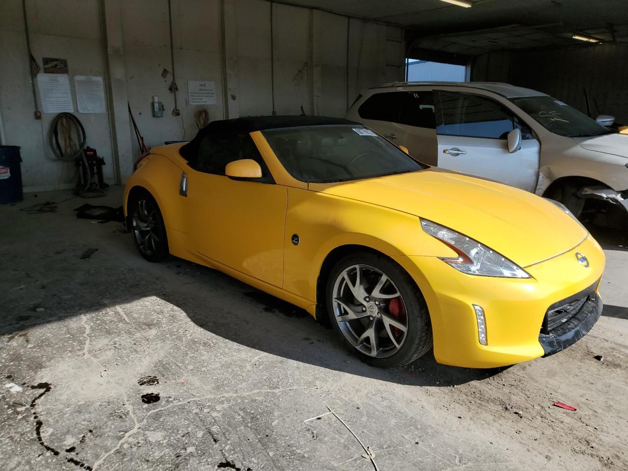 JN1AZ4FH3HM940279 2017 Nissan 370Z Base