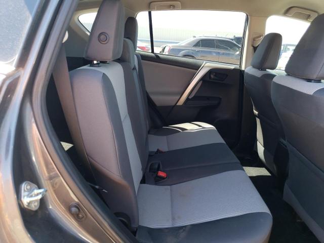 2T3BFREV2FW268214 Toyota RAV4 LE