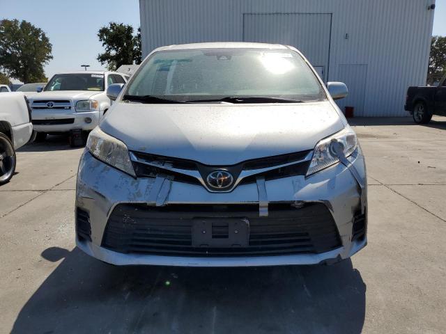 5TDKZ3DC3LS027912 Toyota SIENNA LE