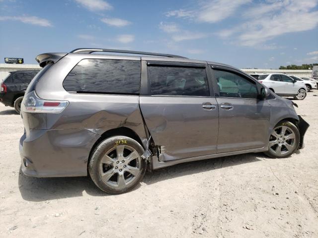 5TDXZ3DC0HS829346 2017 TOYOTA SIENNA, photo no. 3