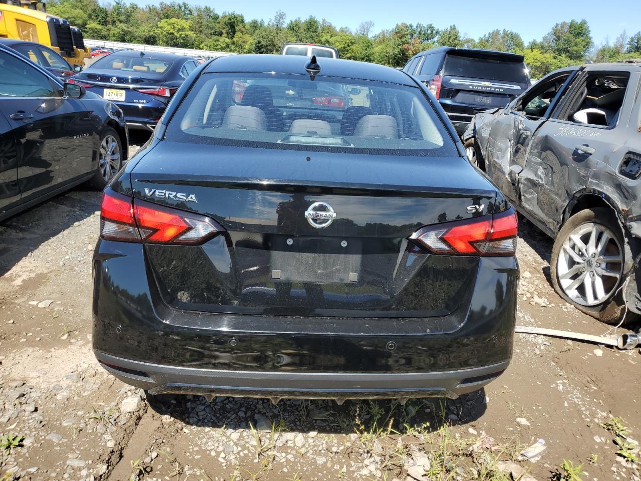 3N1CN8EV5ML884787 NISSAN VERSA 2021