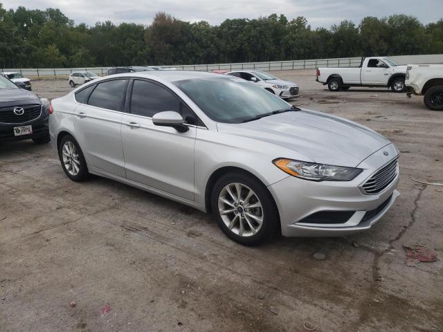 3FA6P0H7XHR220559 2017 FORD FUSION, photo no. 4