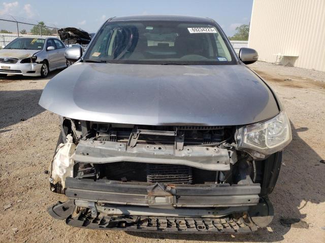 JA4AD3A32EZ019178 Mitsubishi Outlander Se