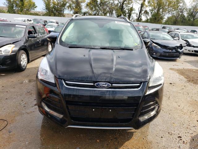 1FMCU0JX0FUC25366 Ford Escape Titanium