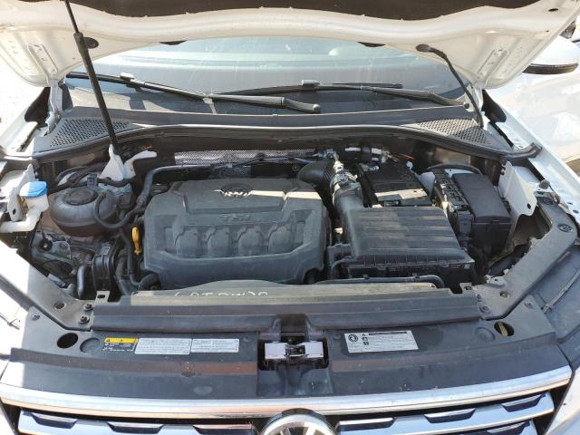 3VV2B7AX9KM015332 Volkswagen Tiguan SE 12