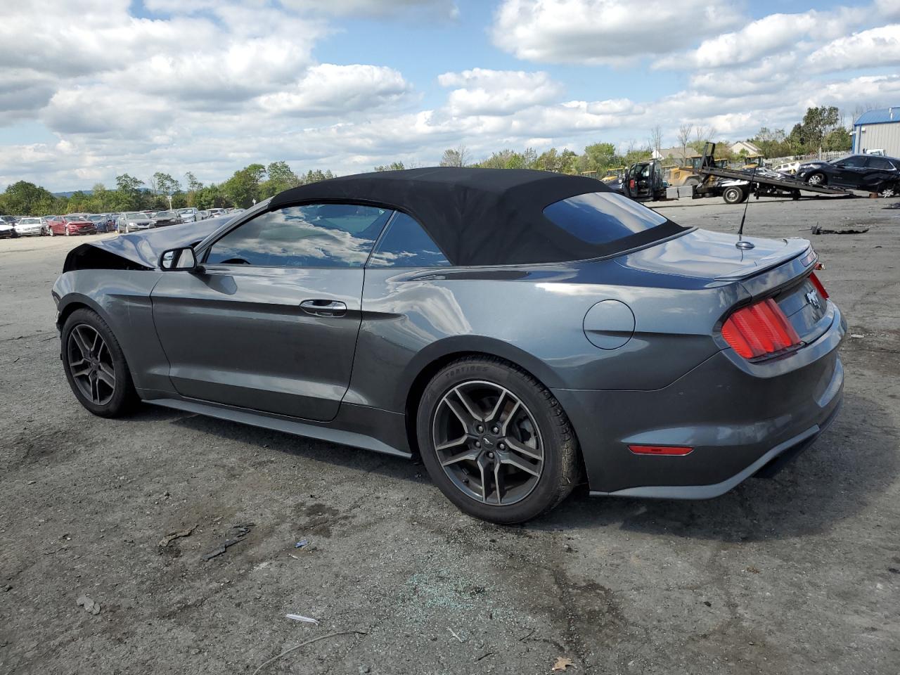 2020 Ford Mustang vin: 1FATP8UH6L5106523