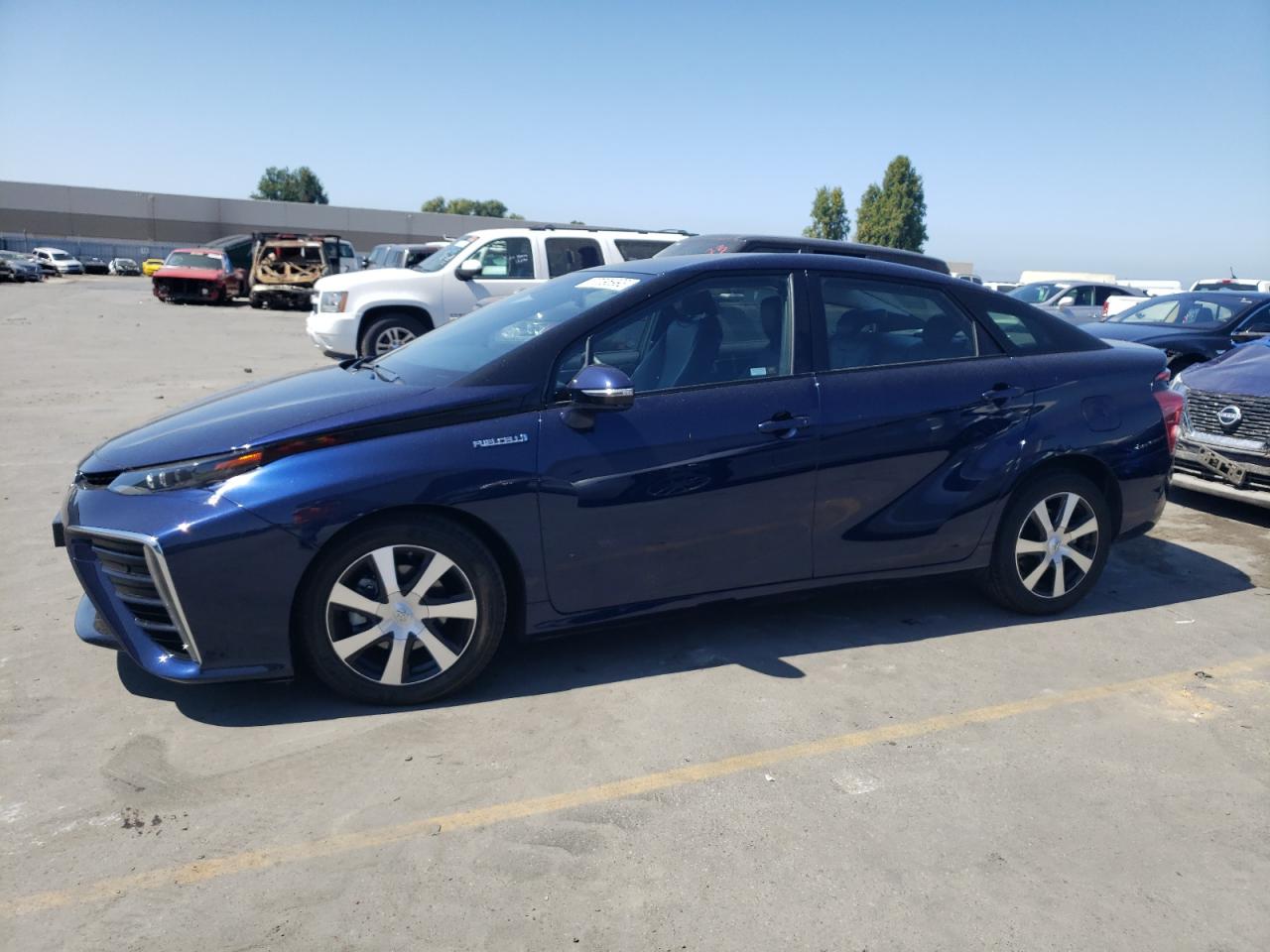 Toyota Mirai в Старом кузове