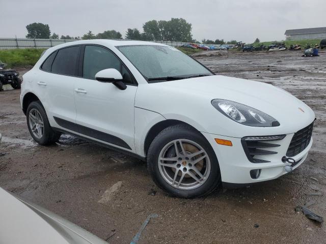 VIN WP1AA2A58JLB00255 2018 Porsche Macan no.4