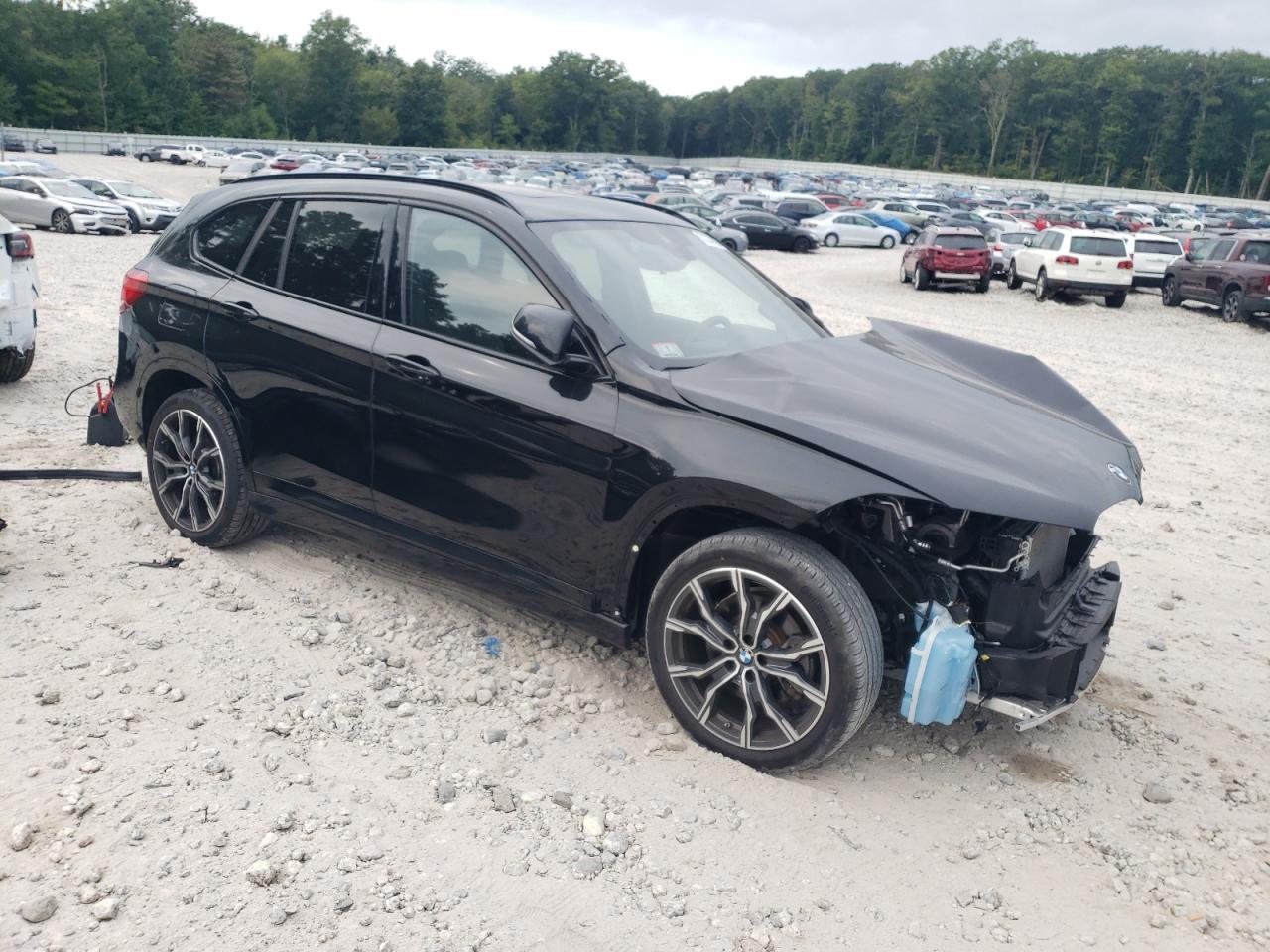 WBXJG9C07N5U62262 BMW X1 XDRIVE2 4