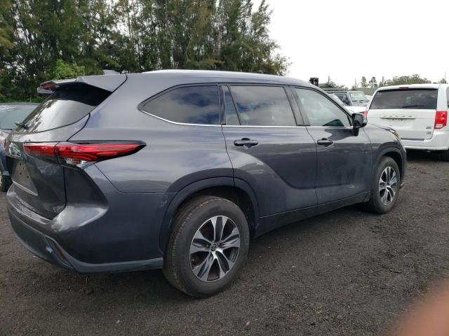 5TDHZRAH6NS546243 Toyota Highlander  3