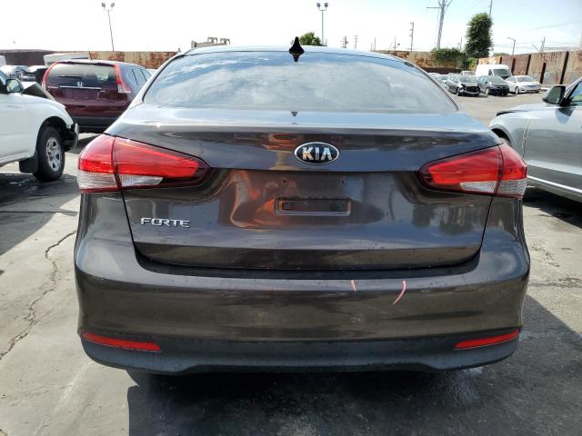 3KPFK4A73HE111555 KIA FORTE LX