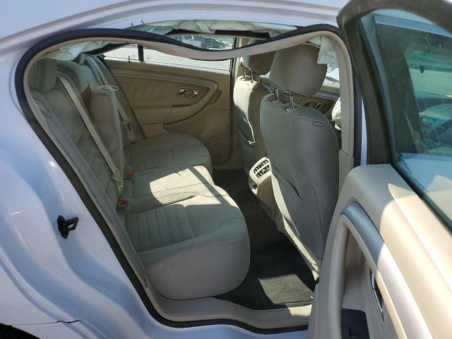 1FAHP2D88JG138457 Ford TAURUS SE