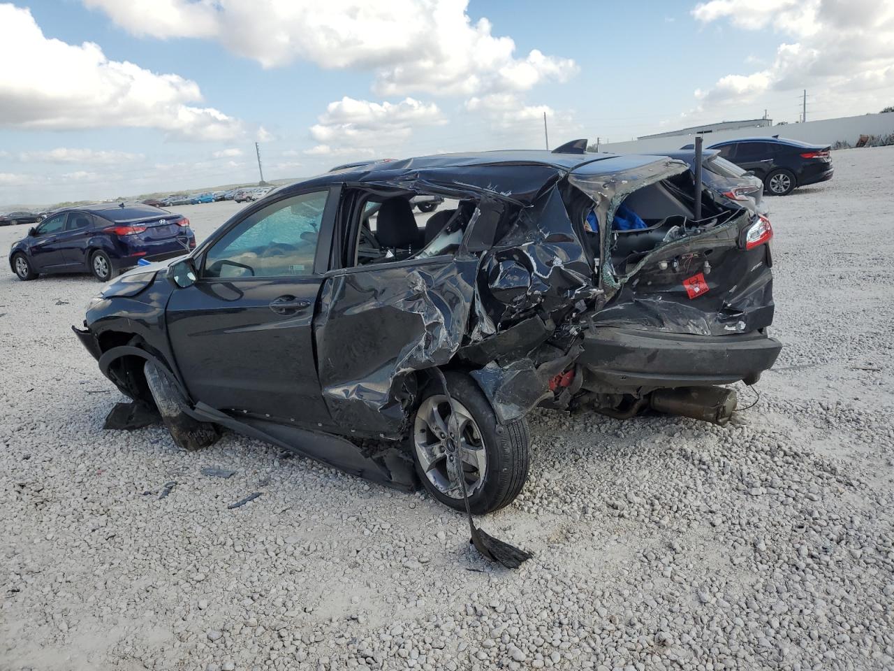 3CZRU6H35KG720304 HONDA HR-V 2019