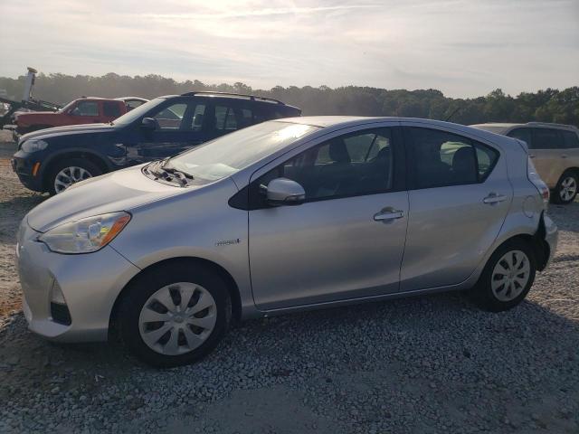 2013 Toyota Prius c 