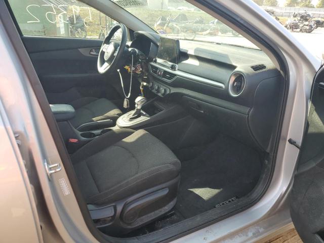 3KPF24AD2ME333679 KIA FORTE FE