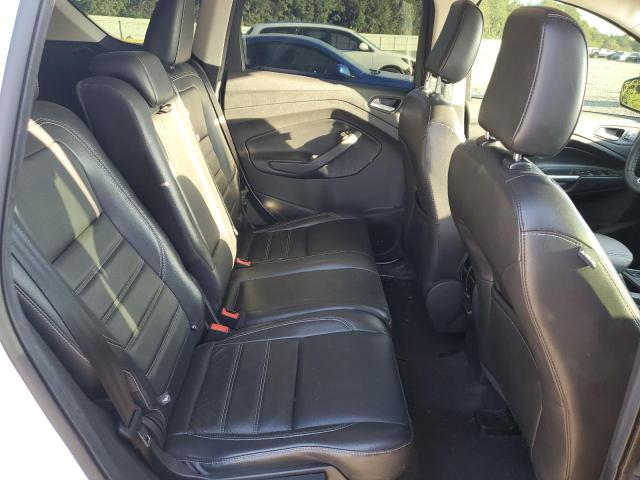 1FMCU0J93KUC06970 Ford Escape Titanium