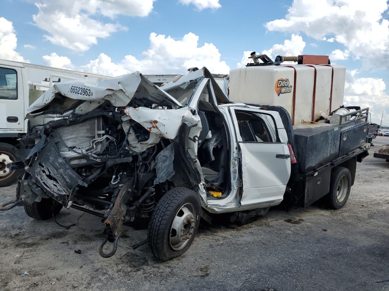 3C7WRNEL5GG118795 2016 Ram 5500