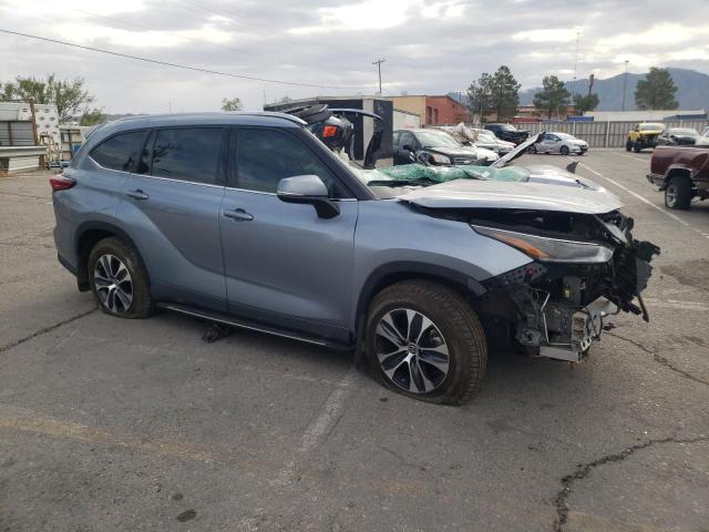5TDGZRBH9MS092370 Toyota Highlander Xle