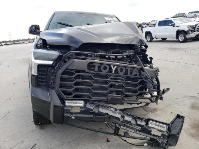 5TFLA5AB6NX013860 Toyota Tundra Crewmax Sr