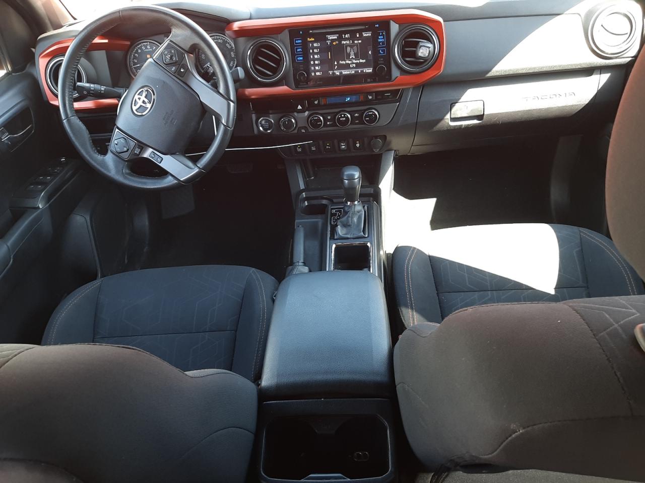 5TFCZ5AN4HX073403 TOYOTA TACOMA 2017