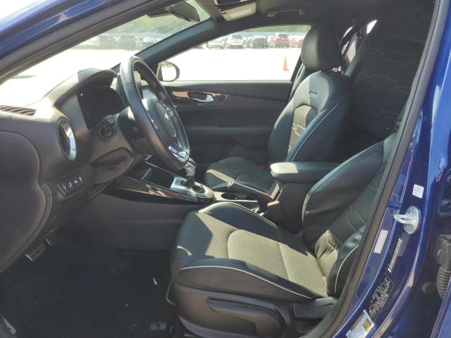 3KPF34AD8ME375318 KIA Forte Gt Line