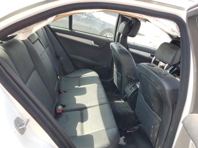 WDDGF4HB8ER303241 Mercedes-Benz C 250