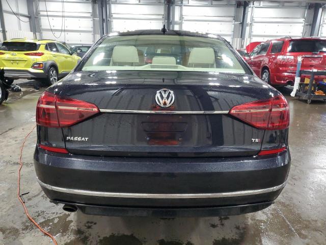  VOLKSWAGEN PASSAT 2017 Чорний