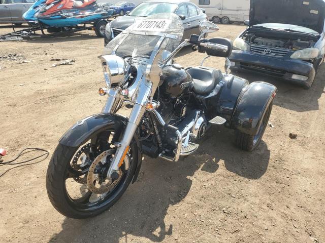 2016 HARLEY-DAVIDSON FLRT FREE 1HD1MCM1XGB857534