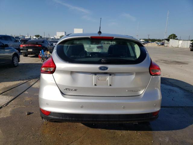 1FADP3N24HL242282 Ford Focus Titanium