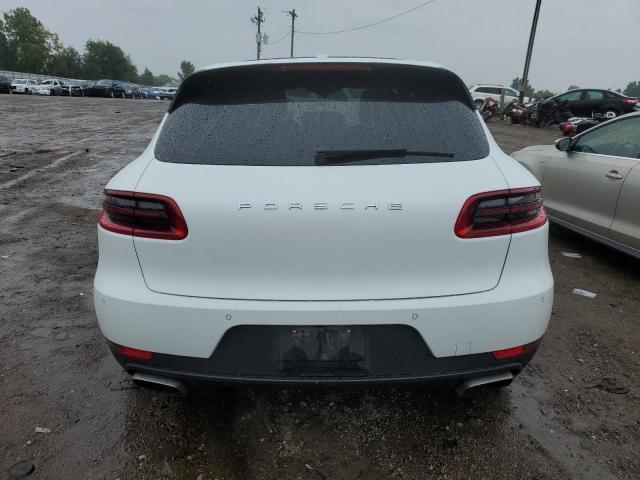 VIN WP1AA2A58JLB00255 2018 Porsche Macan no.6