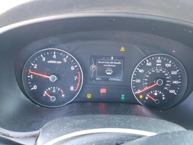 KNDPMCAC9H7196827 KIA Sportage Lx