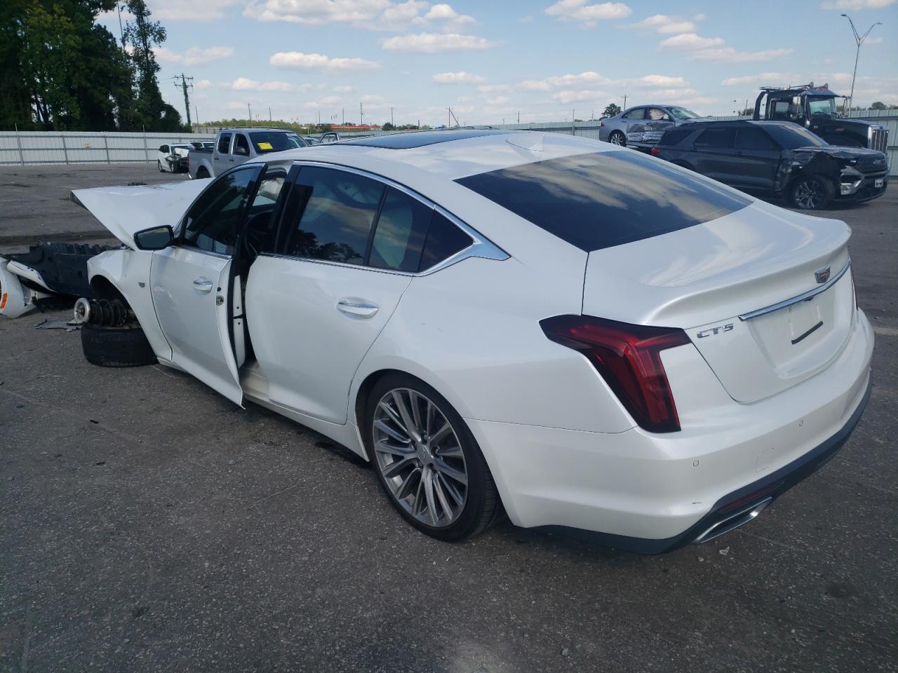 1G6DN5RK3L0153659 Cadillac CT5 PREMIU 2