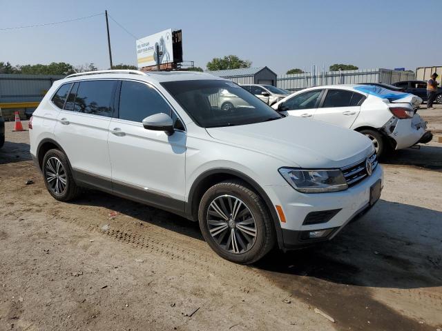 3VV2B7AX9KM015332 Volkswagen Tiguan SE 4