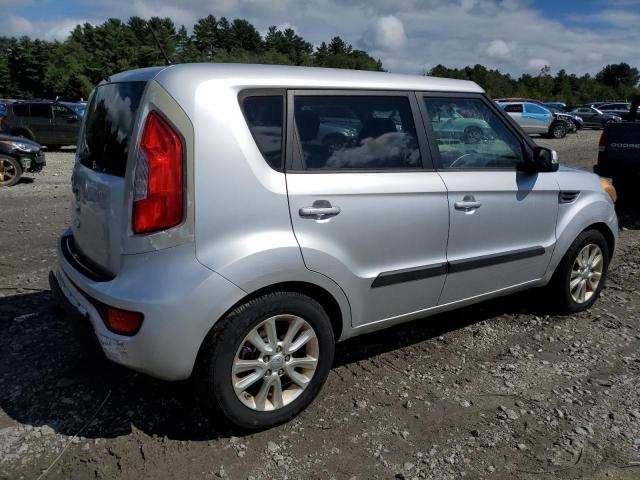 VIN: KNDJT2A62C7417450 Auction: COPART Lot: 67661913 Location: MA - SOUTH BOSTON KNDJT2A62C7417450 KIA SOUL 2012 SILVER Photo 3